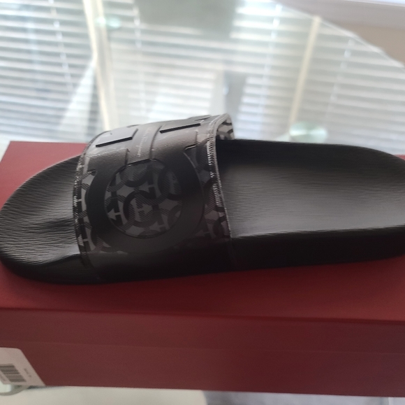 Ferragamo slides - Picture 2 of 3